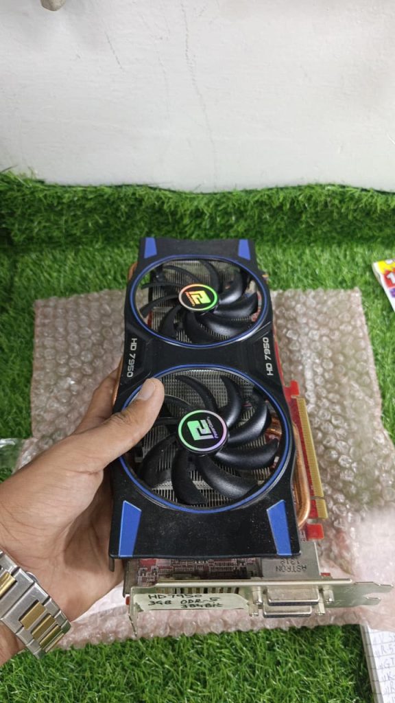 AMD HD 7950 3GB (Used)